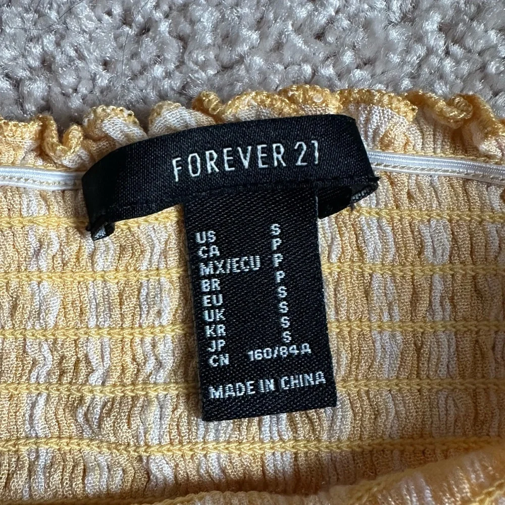 Forever 21 Yellow and White Textured Cropped Tube Too - Picture 2 of 2